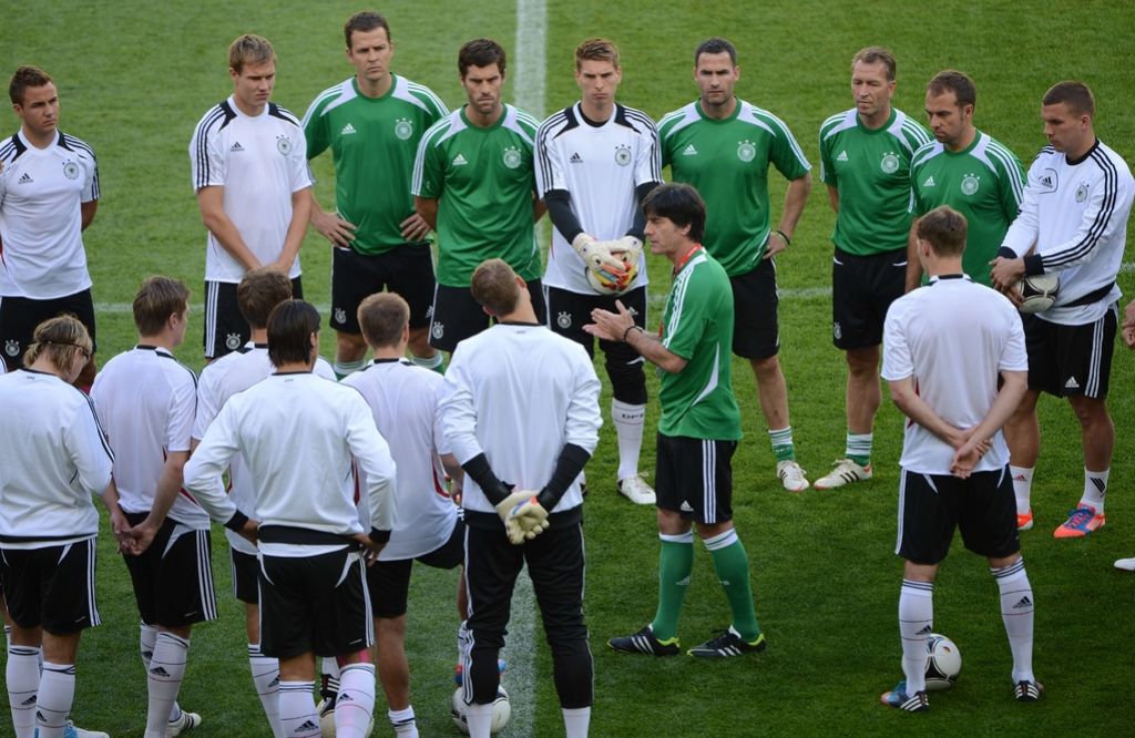 Euro 2012: Gomez mož odločitve v derbiju skupine B